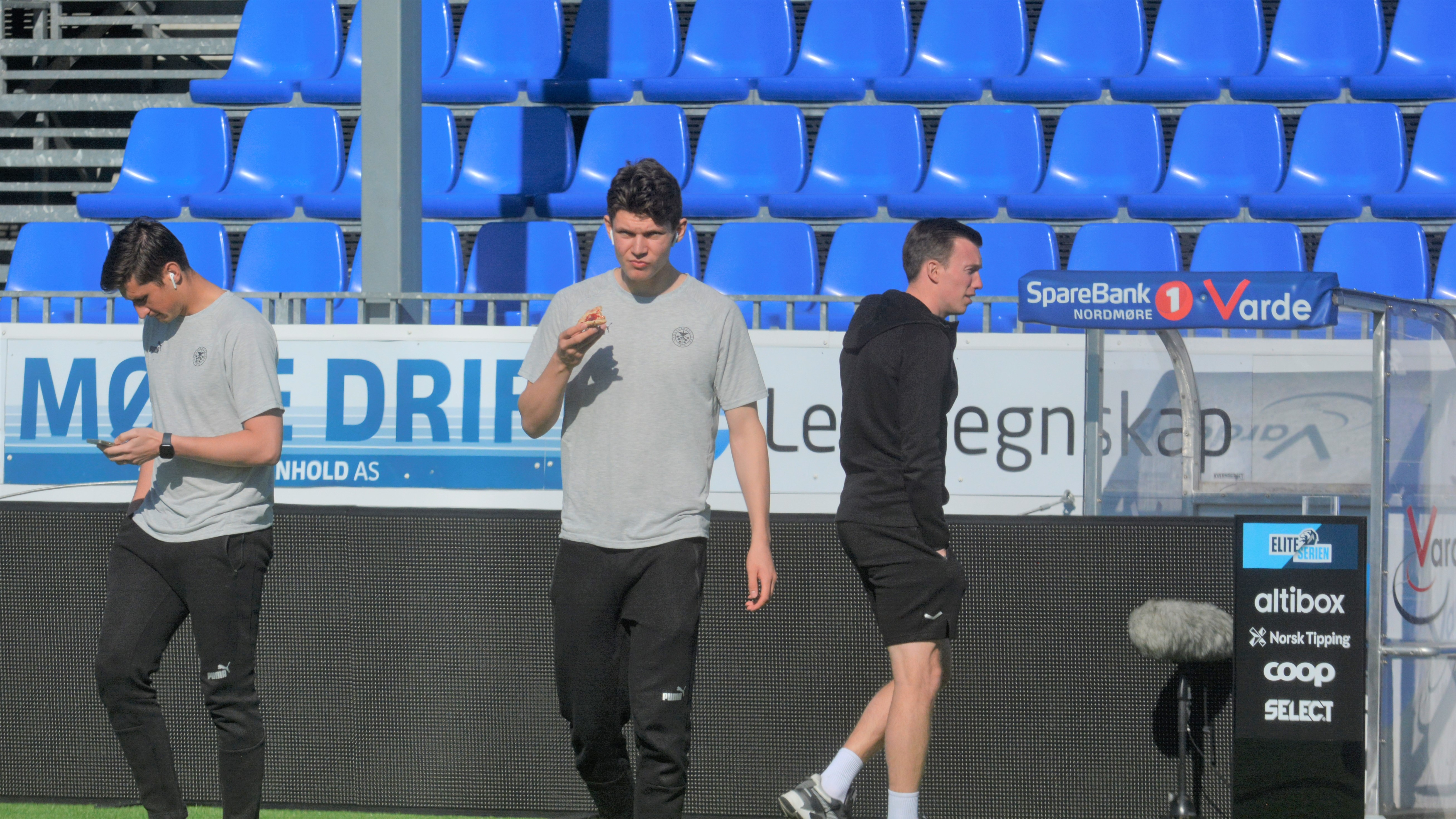 Fotballens festdag neste